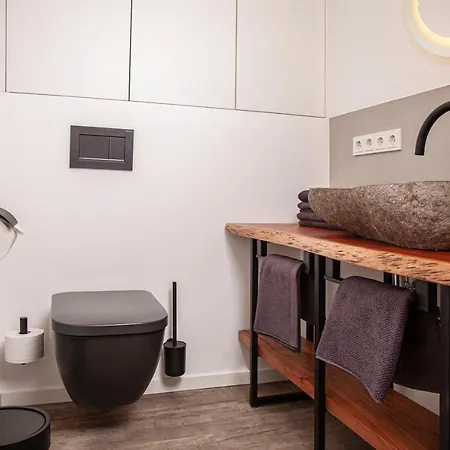 Apartament The Faces