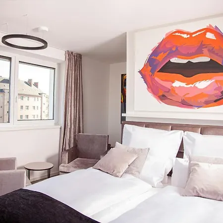 The Faces Apartment *
