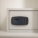 The Faces Daire Berlin