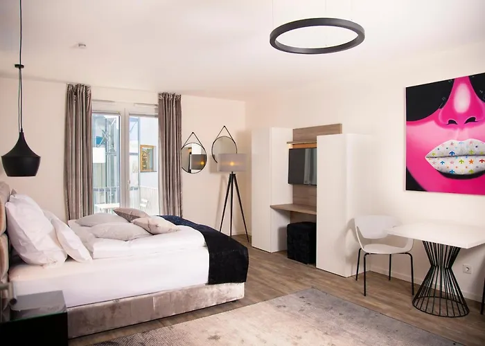 アパート The Faces *