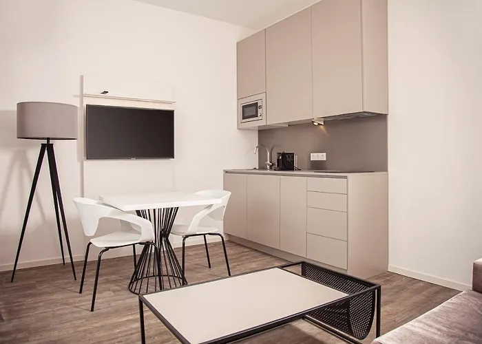 Apartment The Faces *