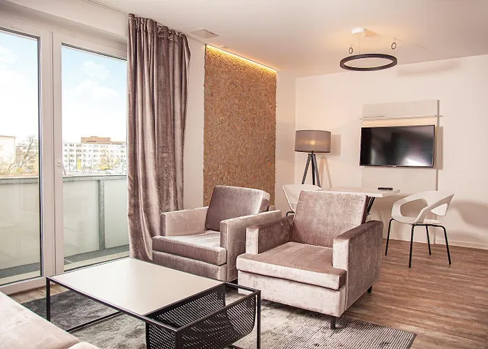 The Faces アパート