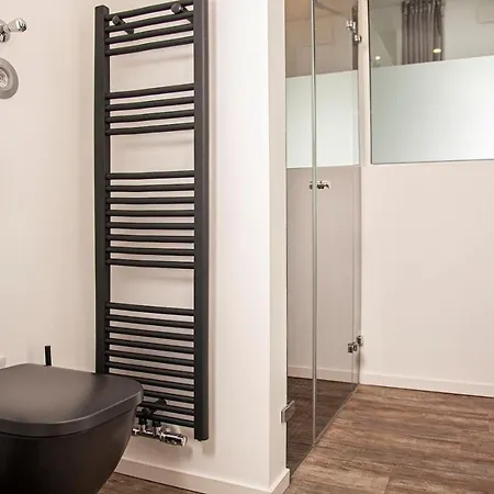 The Faces Apartman *