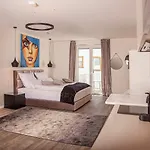 Apartment The Faces Berlin